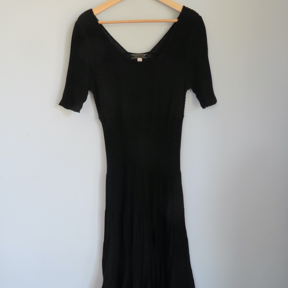 ❦ Ribbed Knit Pleated Dress ❦